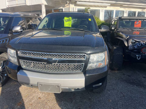 2013 Chevrolet Avalanche for sale at Auto Site Inc in Ravenna OH