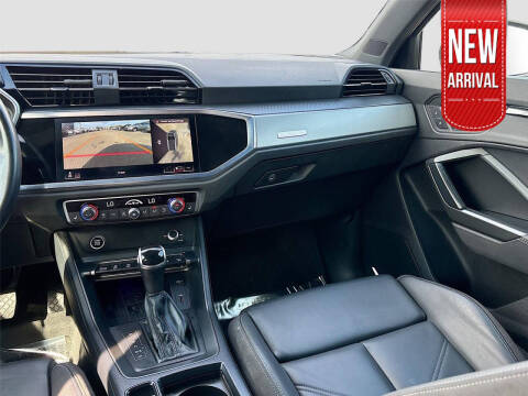 2021 Audi Q3 quattro S line Prem Plus 45 TFSI