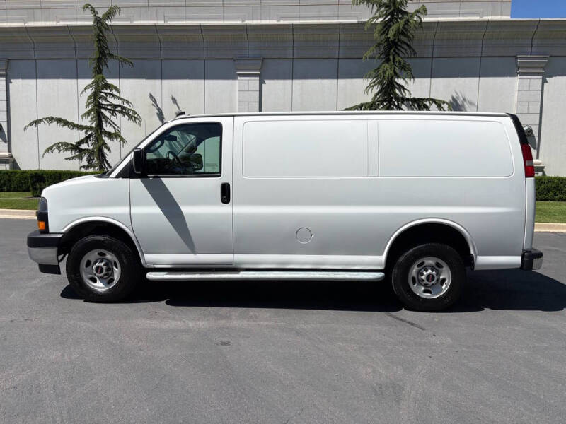 2024 GMC Savana 2500