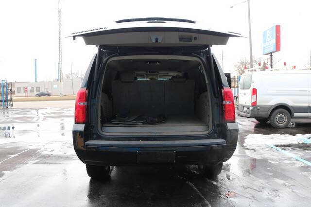 2017 Chevrolet Suburban LT