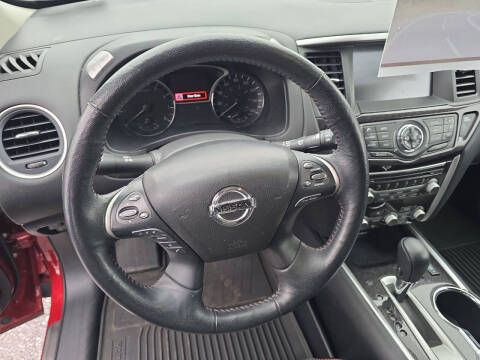 2019 Nissan Pathfinder SV