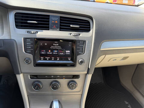 2015 Volkswagen Golf TSI S