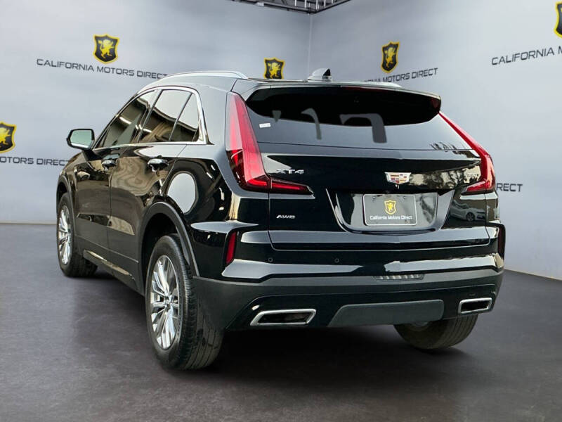 2024 Cadillac XT4 Premium Luxury