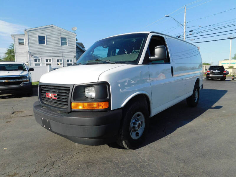 2017 GMC Savana 2500