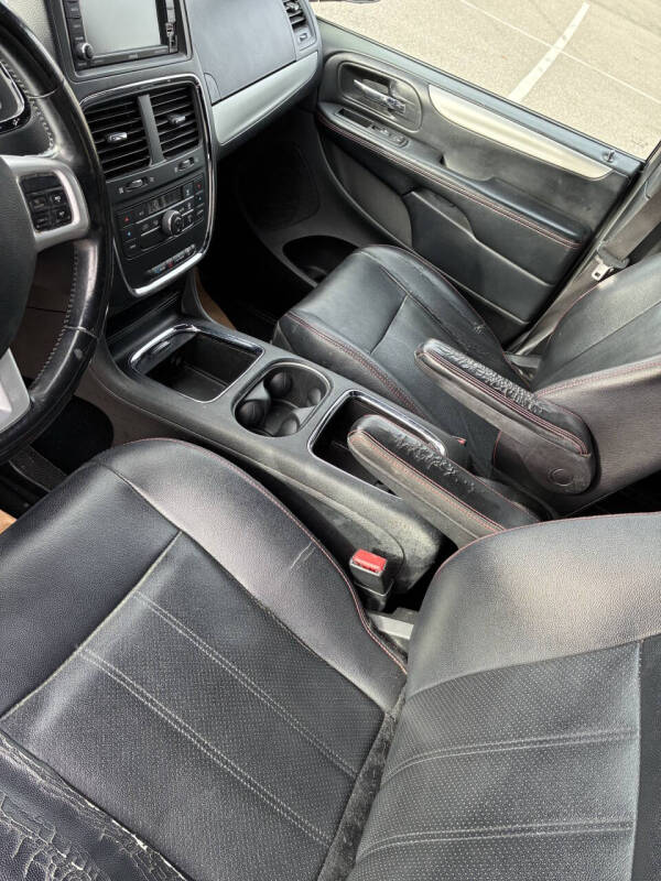 2016 Dodge Grand Caravan R/T