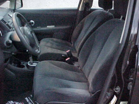 2010 Nissan Versa 1.8 S