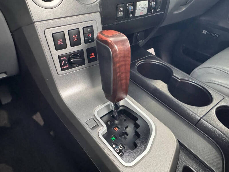 2014 Toyota Sequoia Platinum