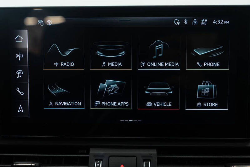 2024 Audi Q5 e quattro S line Prestg 55 TFSI