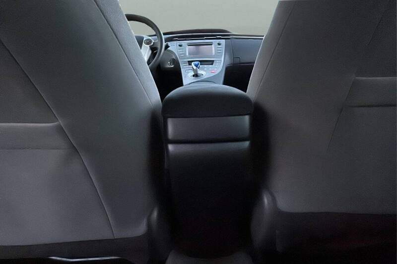 2015 Toyota Prius Three