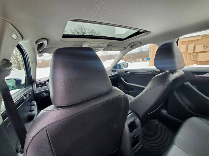 2016 Volkswagen Jetta 1.8T SEL