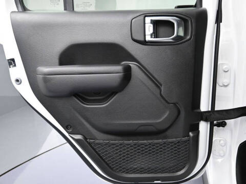 2025 Jeep Gladiator NightHawk