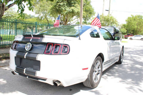 2014 Ford Mustang V6 Premium