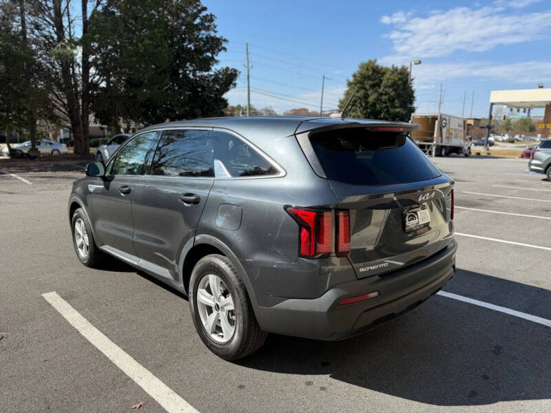 2023 Kia Sorento LX