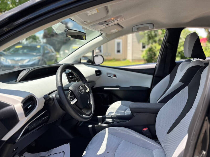 2016 Toyota Prius Two