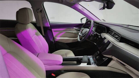 2024 Audi Q8 e-tron quattro Premium Plus