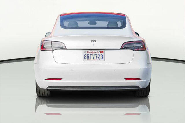 2020 Tesla Model 3 Standard Range Plus