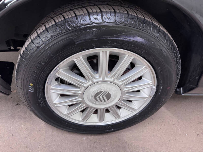 2011 Mercury Grand Marquis LS