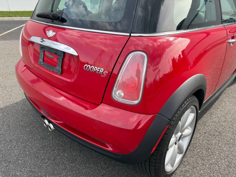 2005 MINI Cooper S