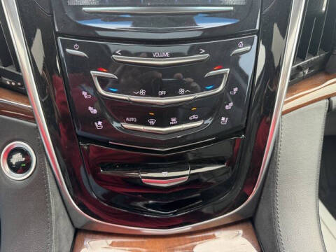 2019 Cadillac Escalade ESV Luxury