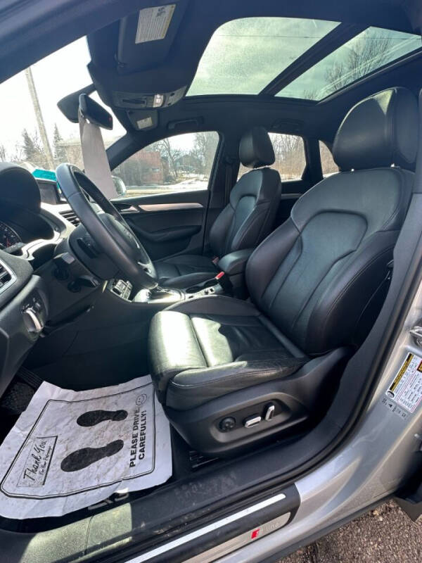 2018 Audi Q3 2.0T quattro Premium Plus