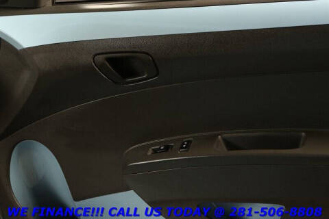 2014 Chevrolet Spark EV 2LT