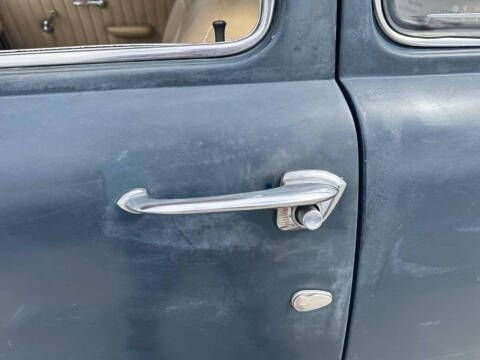 1950 Ford 2 DR Club Coupe