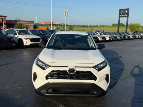 2020 Toyota RAV4 LE