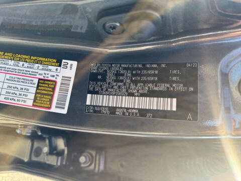 2023 Toyota Highlander Hybrid XLE