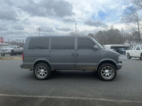 2004 GMC Safari for sale at G&B Motors in Locust NC