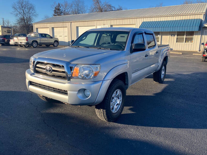2010 Toyota Tacoma for sale at Jones Auto Sales in Poplar Bluff MO