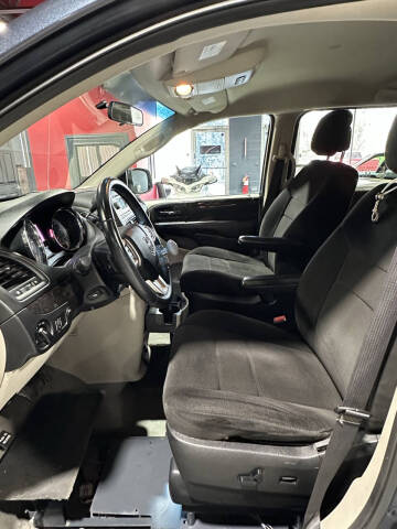 2013 Dodge Grand Caravan SXT