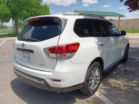 2016 Nissan Pathfinder S