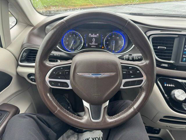 2019 Chrysler Pacifica Touring L