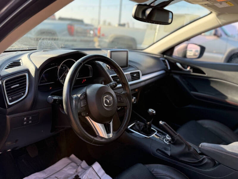 2015 Mazda MAZDA3 s Grand Touring