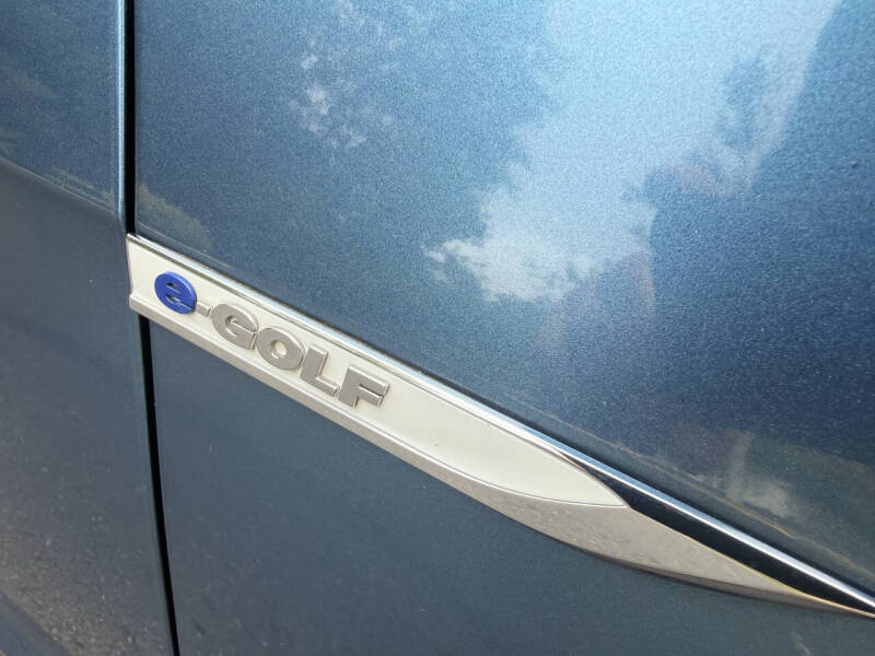 2016 Volkswagen e-Golf SE