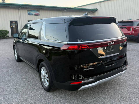 2024 Kia Carnival LX