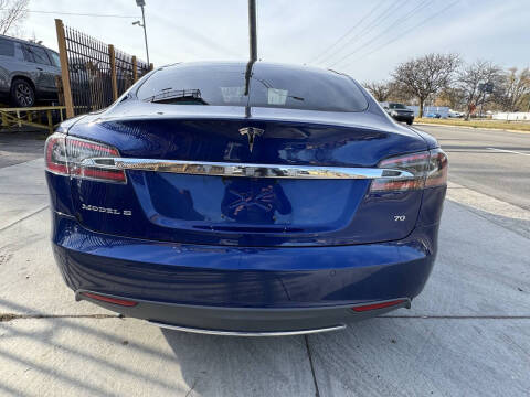 2016 Tesla Model S 70