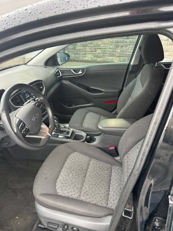 2018 Hyundai Ioniq Hybrid SEL