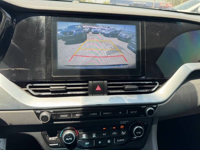 2020 Kia Niro LX