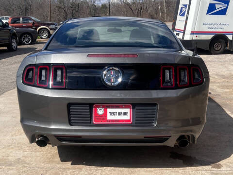 2014 Ford Mustang V6