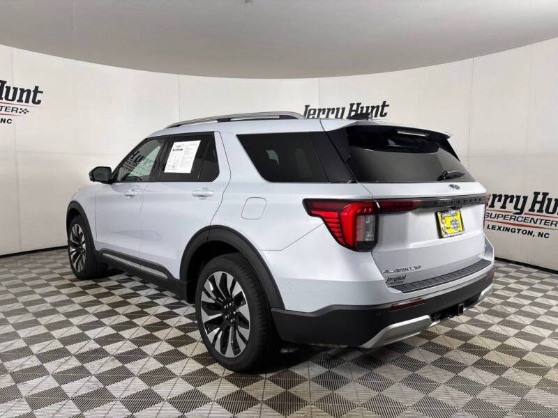 2025 Ford Explorer Platinum
