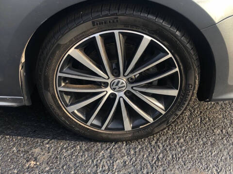 2016 Volkswagen Jetta 1.8T Sport