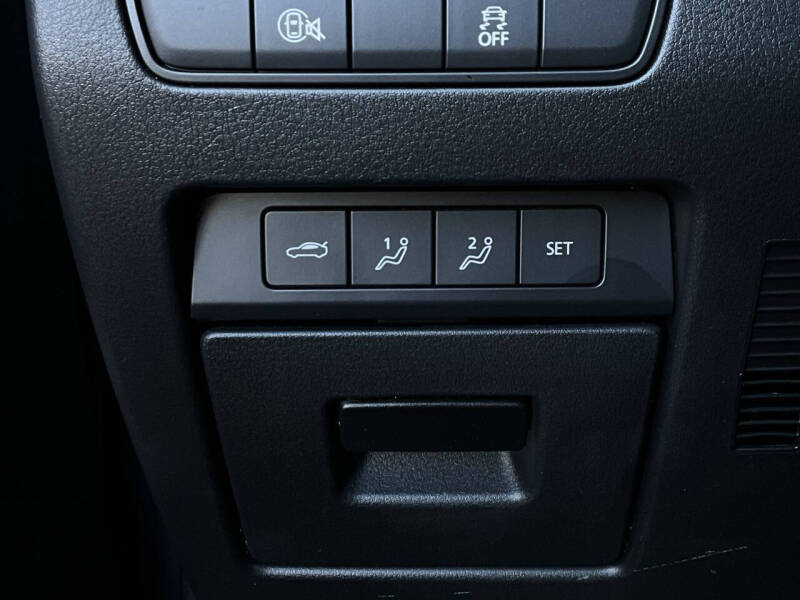 2025 Mazda Mazda3 Sedan 2.5 S Carbon Edition