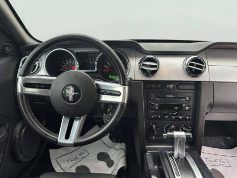 2006 Ford Mustang GT Deluxe