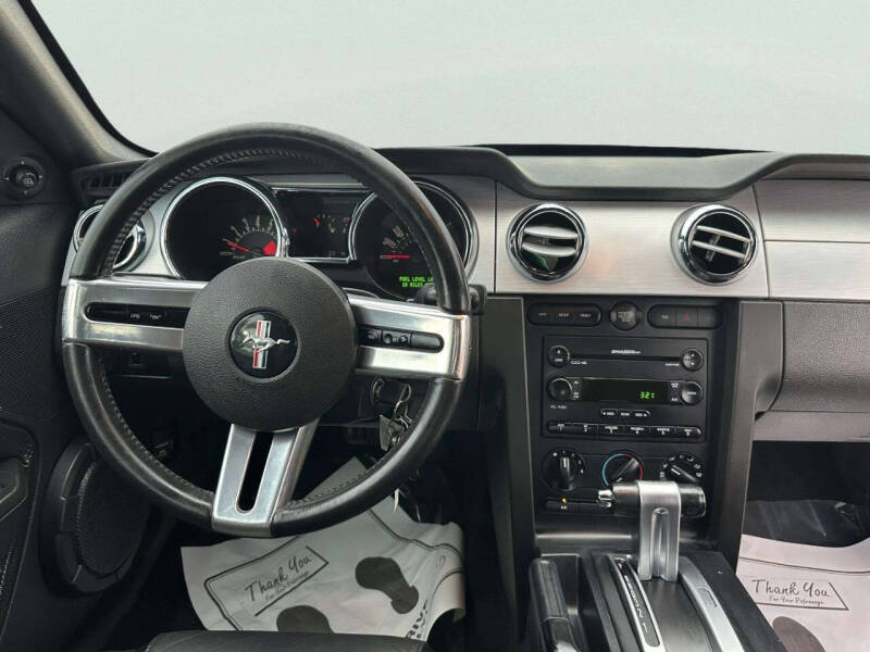 2006 Ford Mustang GT Deluxe