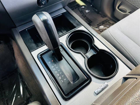 2011 Ford Expedition XLT