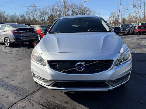 2015 Volvo V60 Cross Country T5