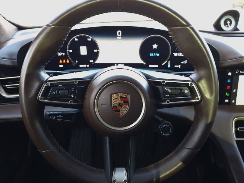 2020 Porsche Taycan Turbo