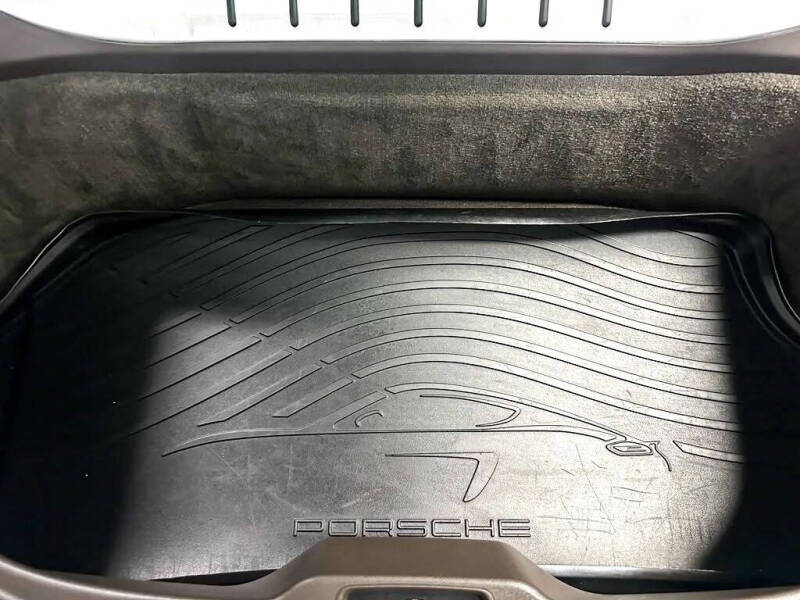 2018 Porsche 718 Cayman