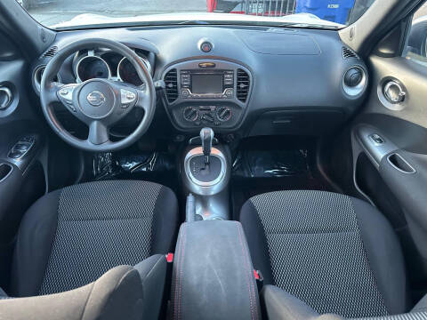 2017 Nissan JUKE SV